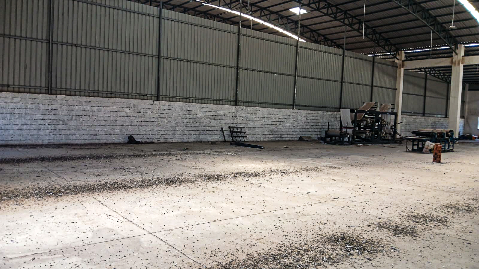 Industrial Plot with Factory Building for sale in At Vegdi, Taluka Dhoraji, District Rajkot. Middle Class Locality. GIDC Dhoraji Vegadi — photo 10