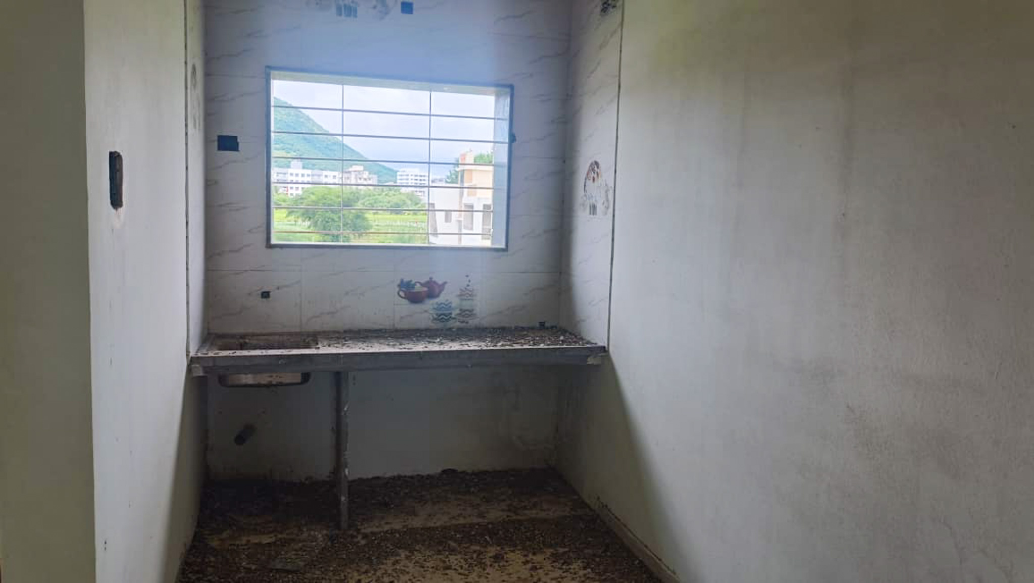 Flat for sale in Deolali — photo 1