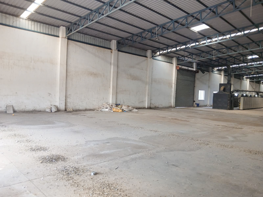 Industrial Plot with Factory Building for sale in Situated at Vegadi, Taluka Dhoraji, District Rajkot. Middle Class Locality. GIDC Dhoraji Vegadi — photo 3