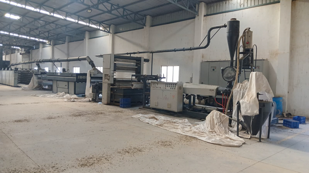 Industrial Plot with Factory Building for sale in Situated at Vegadi, Taluka Dhoraji, District Rajkot. Middle Class Locality. GIDC Dhoraji Vegadi — photo 7
