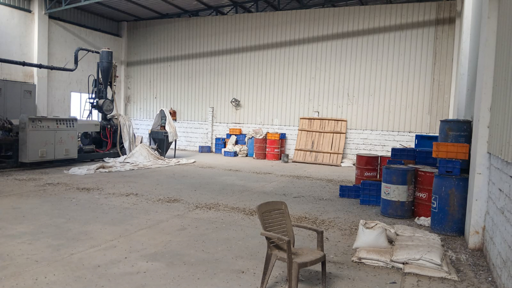 Industrial Plot with Factory Building for sale in Situated at Vegadi, Taluka Dhoraji, District Rajkot. Middle Class Locality. GIDC Dhoraji Vegadi — photo 14
