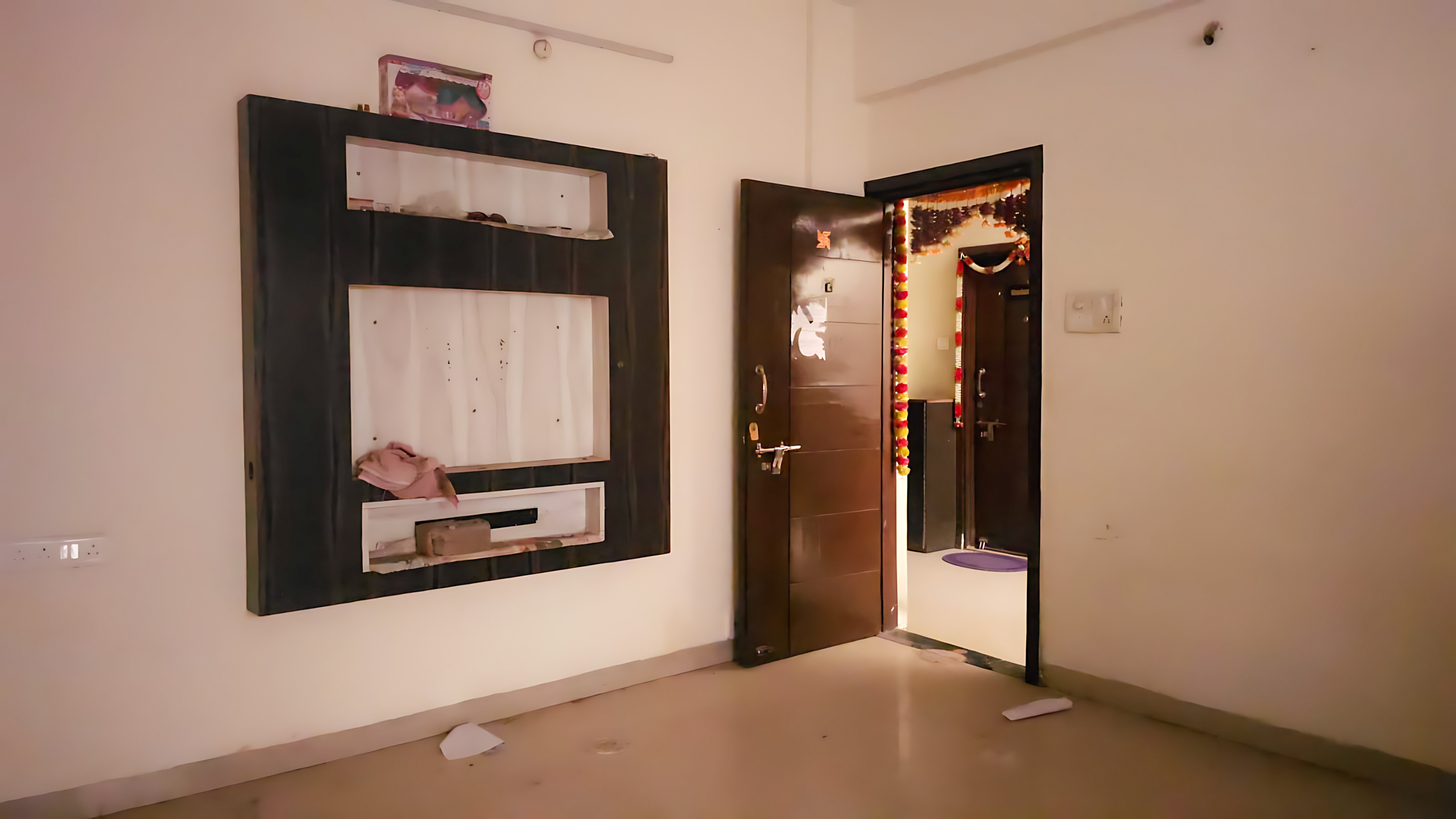 2 BHK Flat for sale in GULMOHAR VATIKA, Kanchan Vihar Colony, Village- Niranjanpur, Tehsil & Distt. – Indore (M.P.). Indore — photo 1
