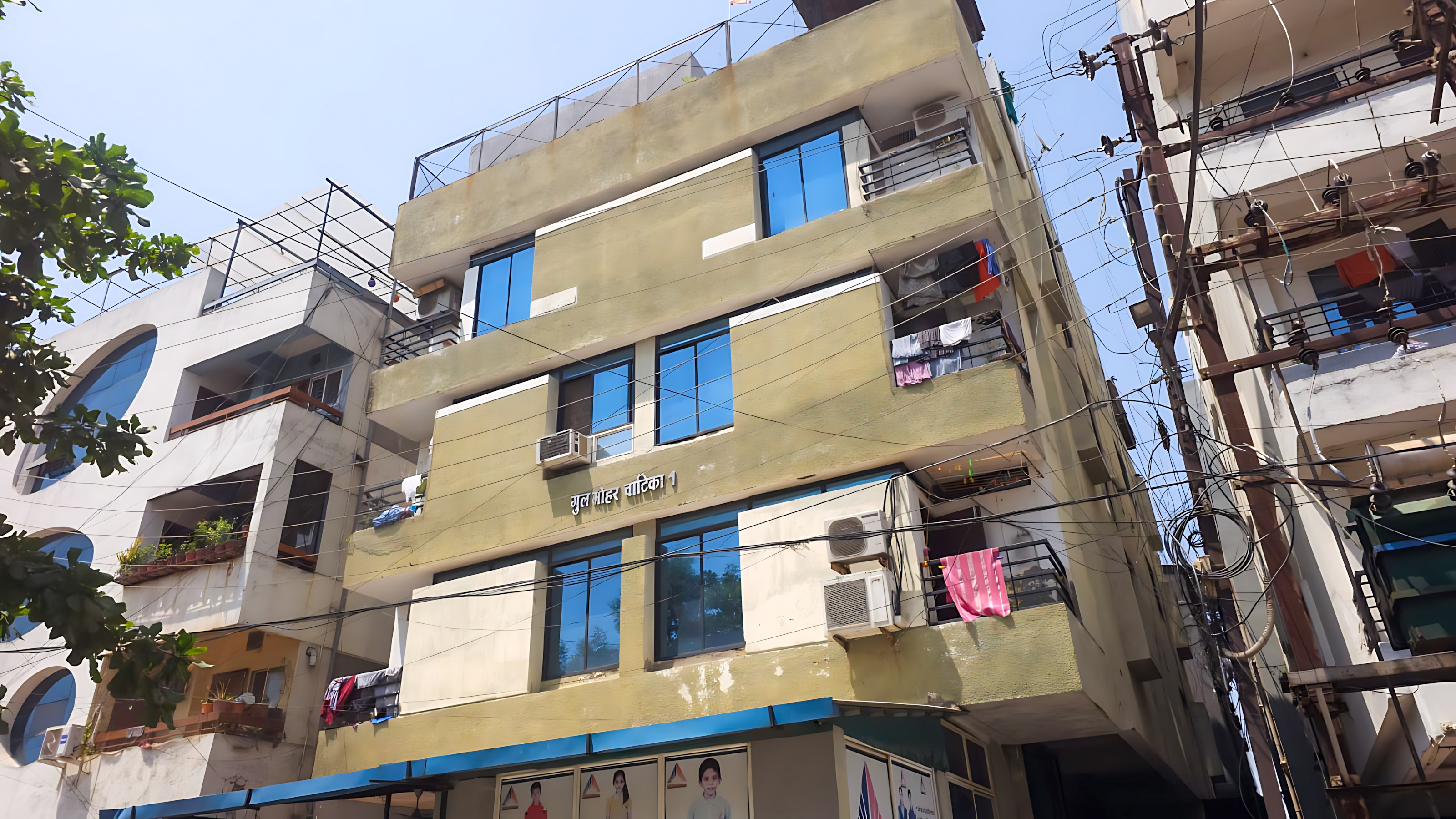 2 BHK Flat for sale in GULMOHAR VATIKA, Kanchan Vihar Colony, Village- Niranjanpur, Tehsil & Distt. – Indore (M.P.). Indore — photo 6