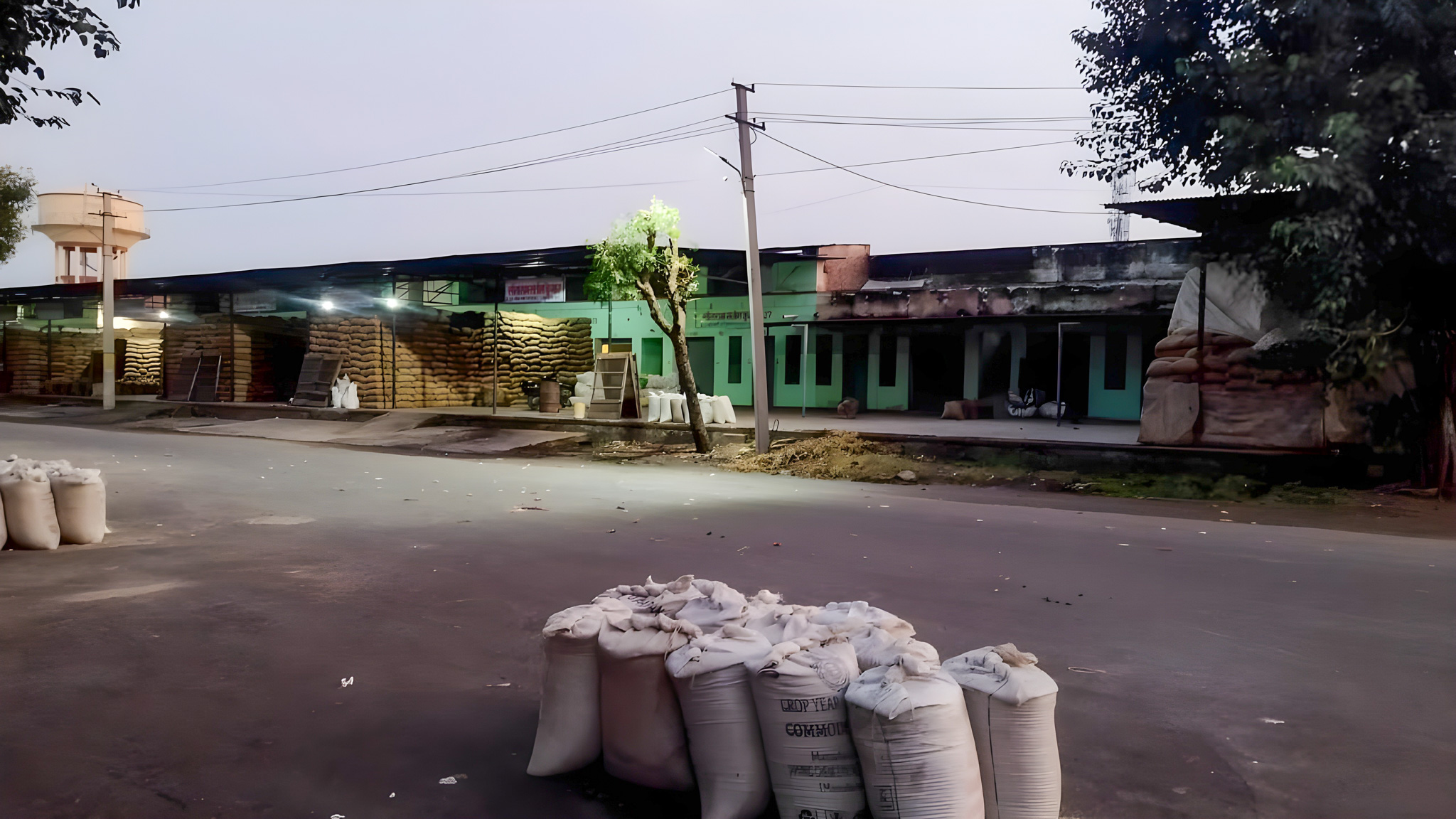 1200 square feet Shops for sale in Khairthal — photo 8