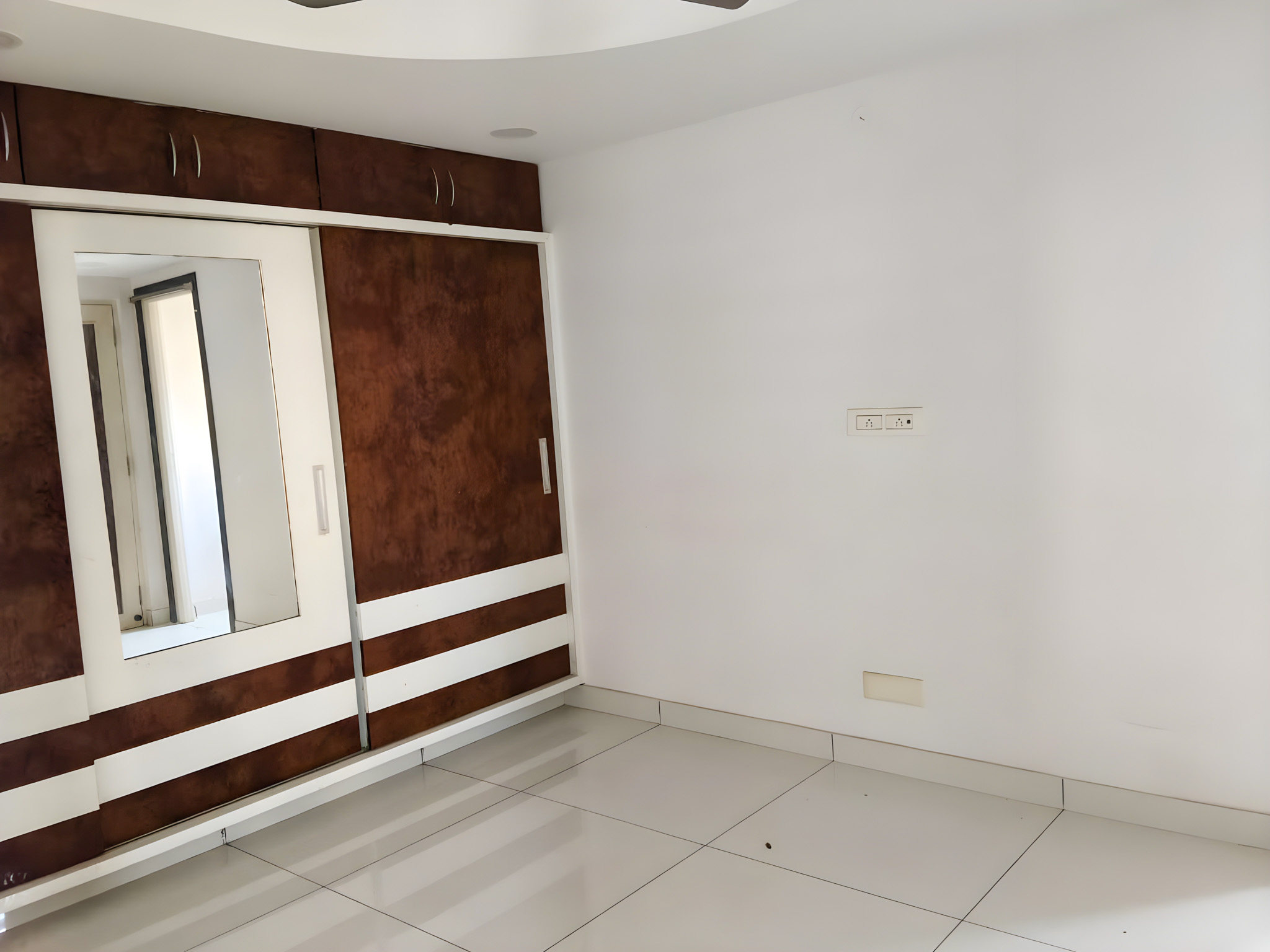 2 BHK Flat for sale in Smt Nallamekala Chamundeswari, GUNTUR Guntur — photo 2