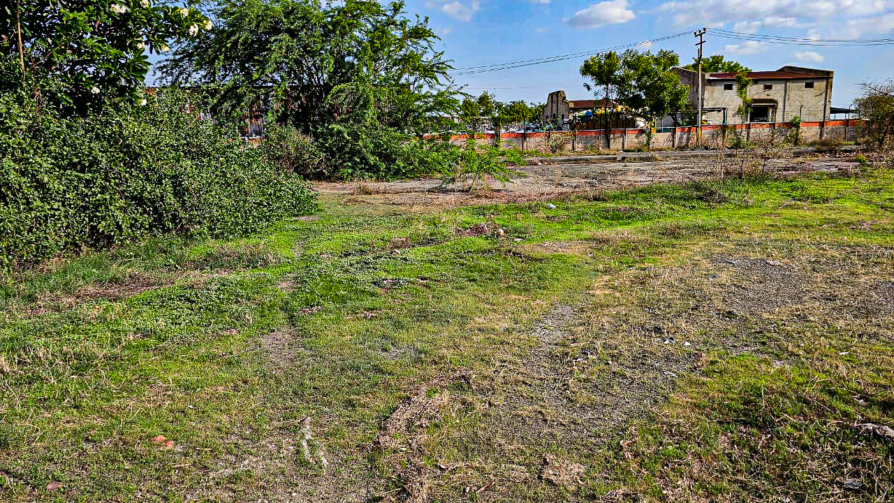 Industrial Plot with Factory Building for sale in Amreli-Bagasara Highway, Amreli Amreli — photo 9