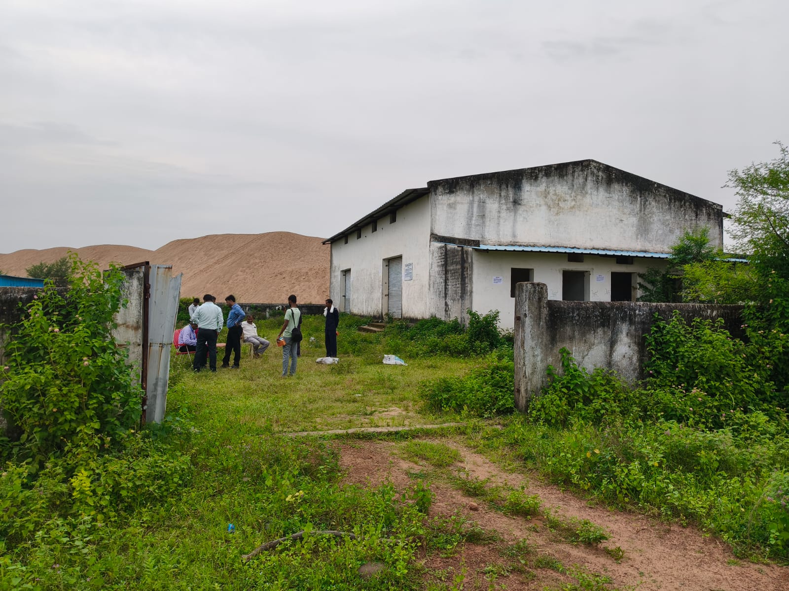 23672 square feet POULTRY FARM LAND AND BUILDING for sale in BHAKHARA Dhamtari
