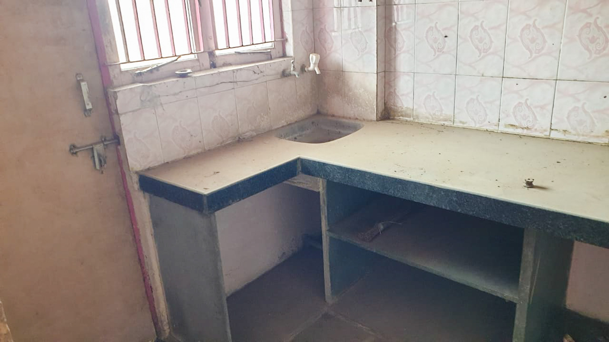 1 BHK Flat for sale in SAVARAM COMPLEX, TIMBAVADI Junagadh — photo 7