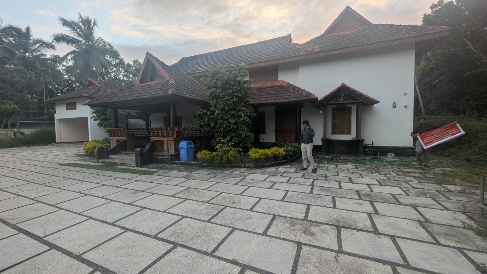 352.52 square meter Individual House for sale in KAYAMKULAM Kayamkulam — photo 2