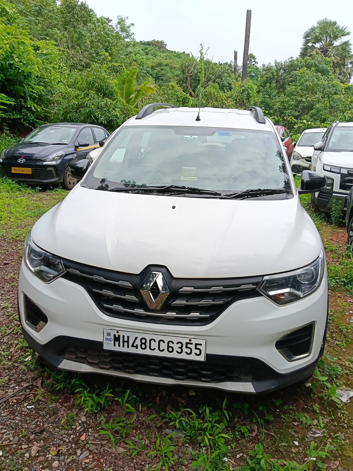2022 Renault Triber RXT MT MUV 46276 km 4 years for sale in SRS ASSOCIATES Mira Bhayandar — photo 2