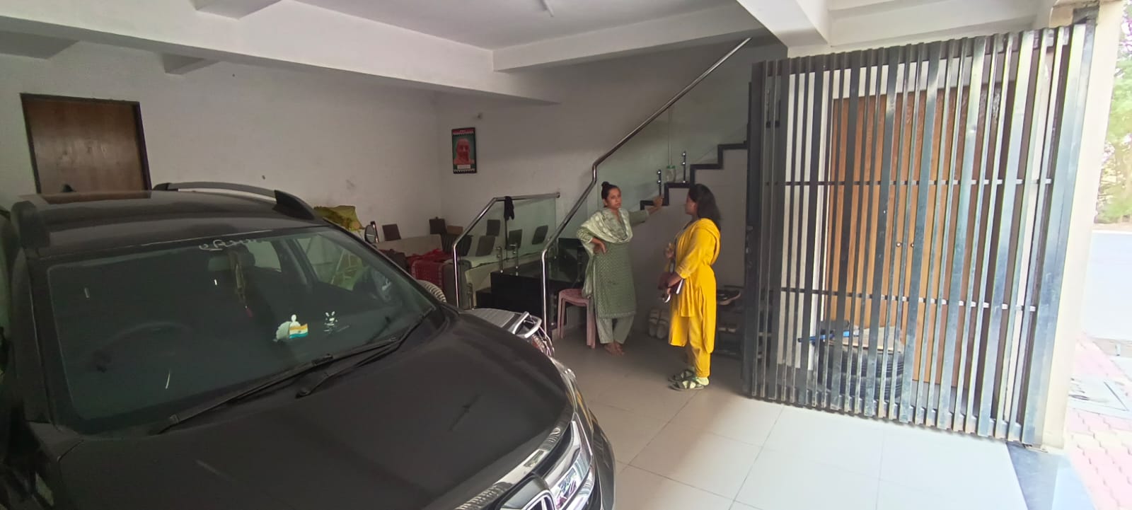 98.28 square meter Individual House for sale in Surat — photo 1