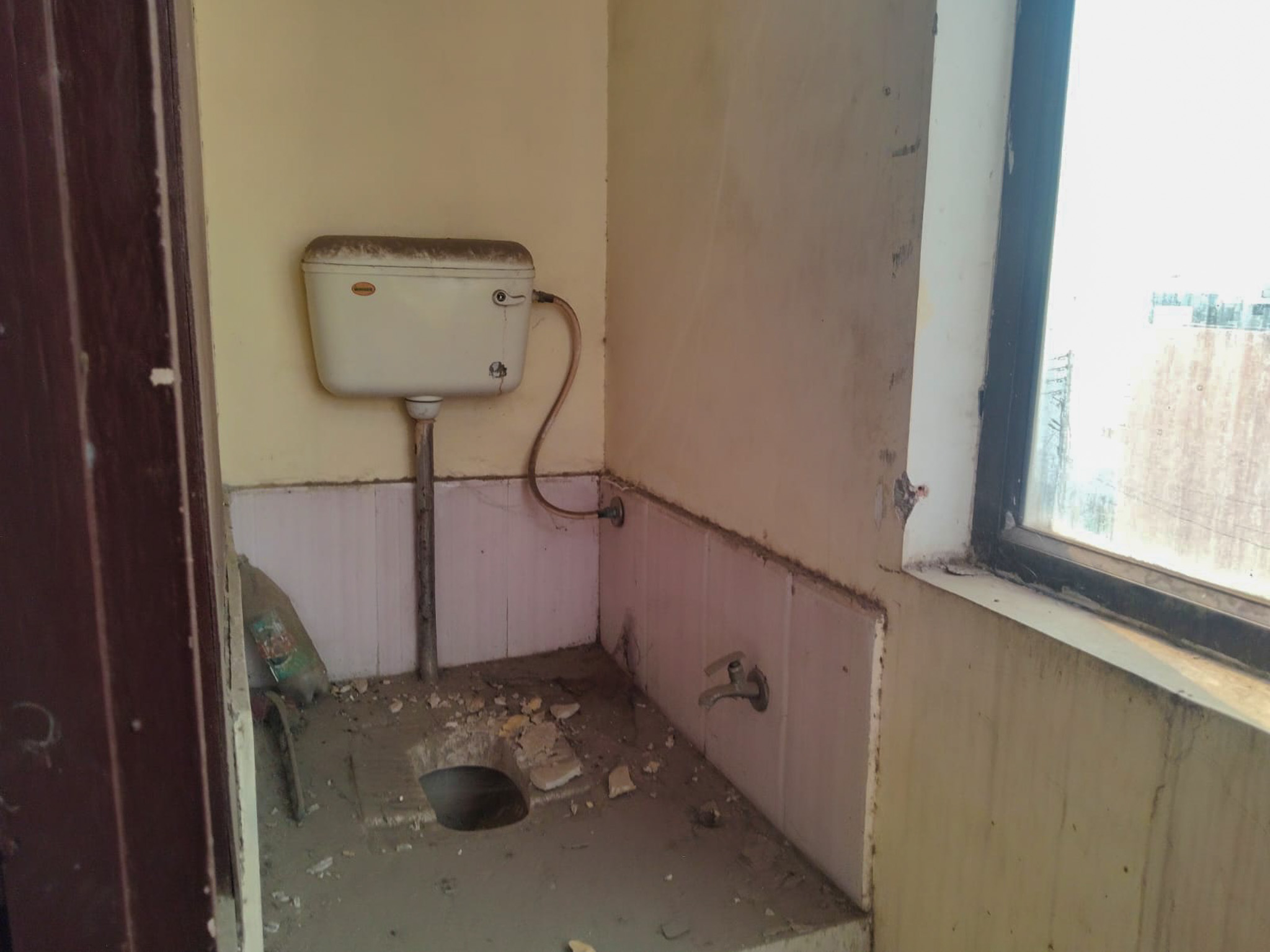 27.77 square yard Shops for sale in Middle Semi Urban Kaithal — photo 6