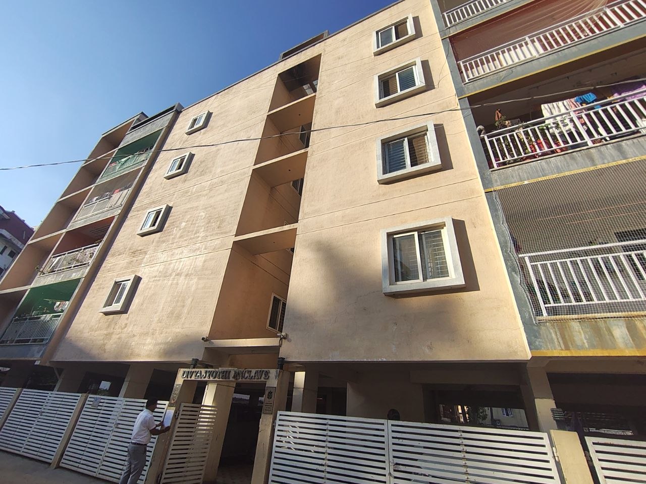 4992 square feet Flat for sale in rt nagar Bengaluru — photo 3