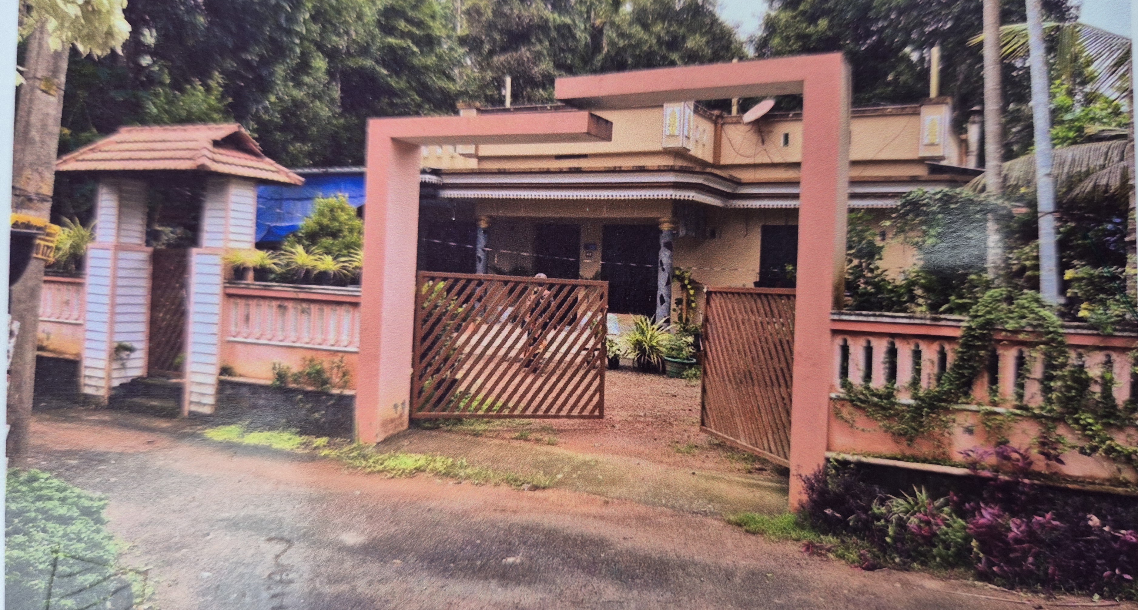 Individual House for sale in Puthenvelikkara — photo 1