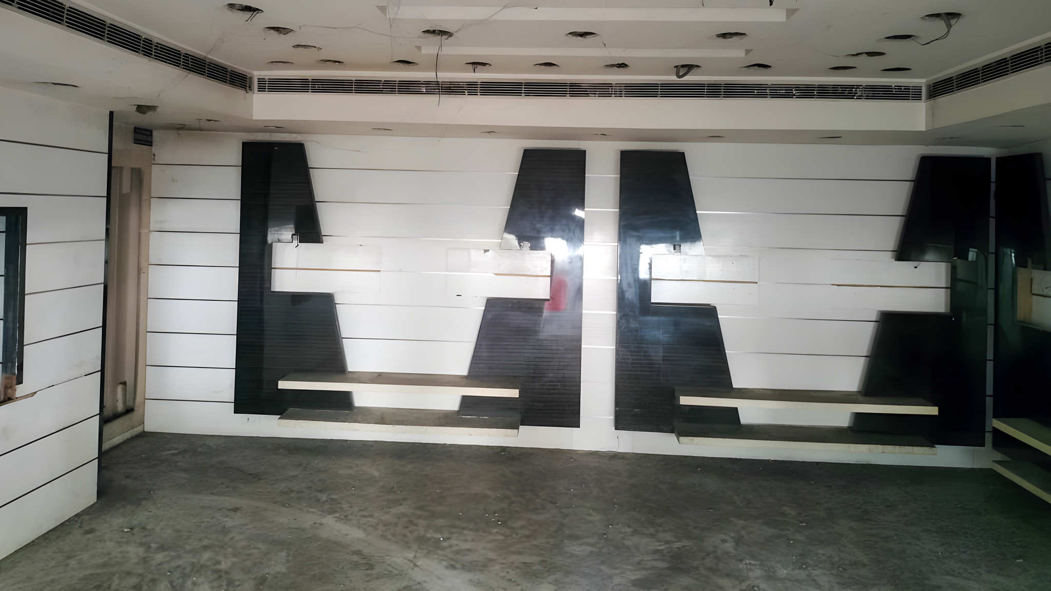 660 square feet Shops for sale in KAROL BAGH New Delhi — photo 5