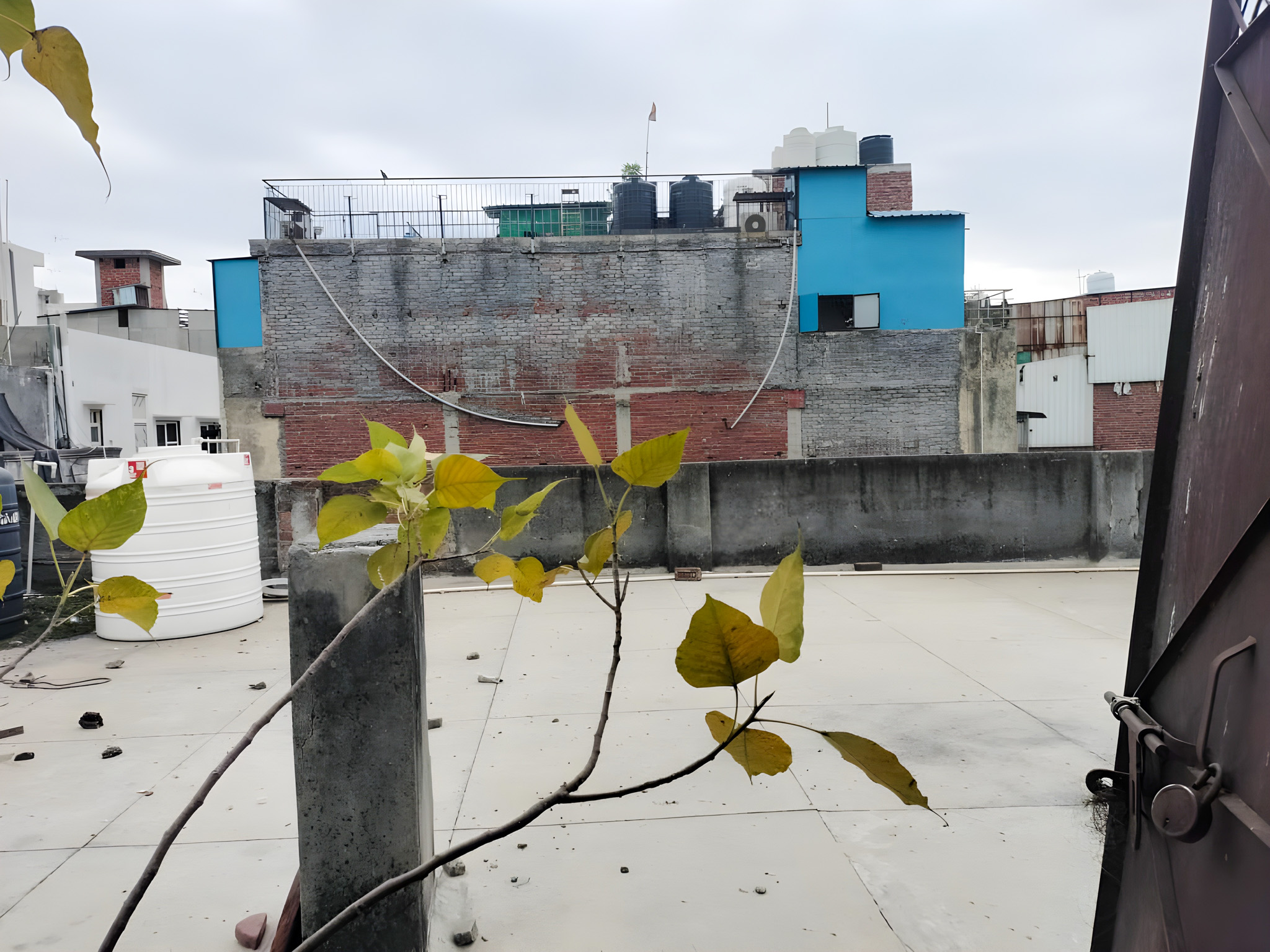 1000 square feet Office for sale in KAROL BAGH New Delhi — photo 7