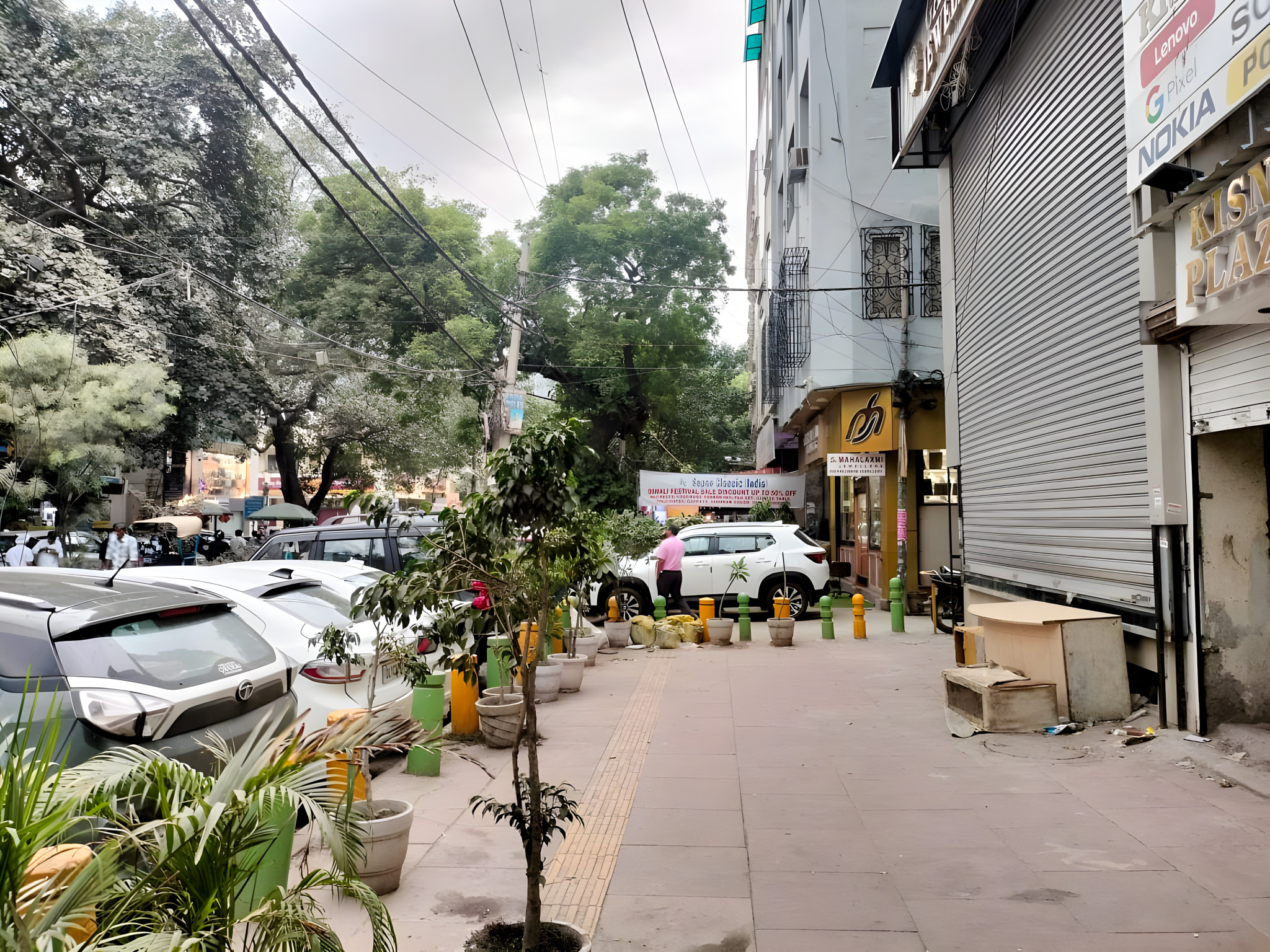 400 square feet Shops for sale in KAROL BAGH New Delhi — photo 11