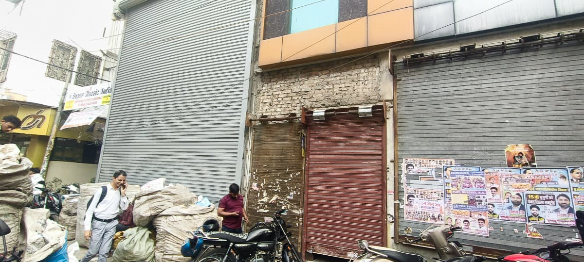 1000 square feet Shops for sale in KAROL BAGH New Delhi — photo 8