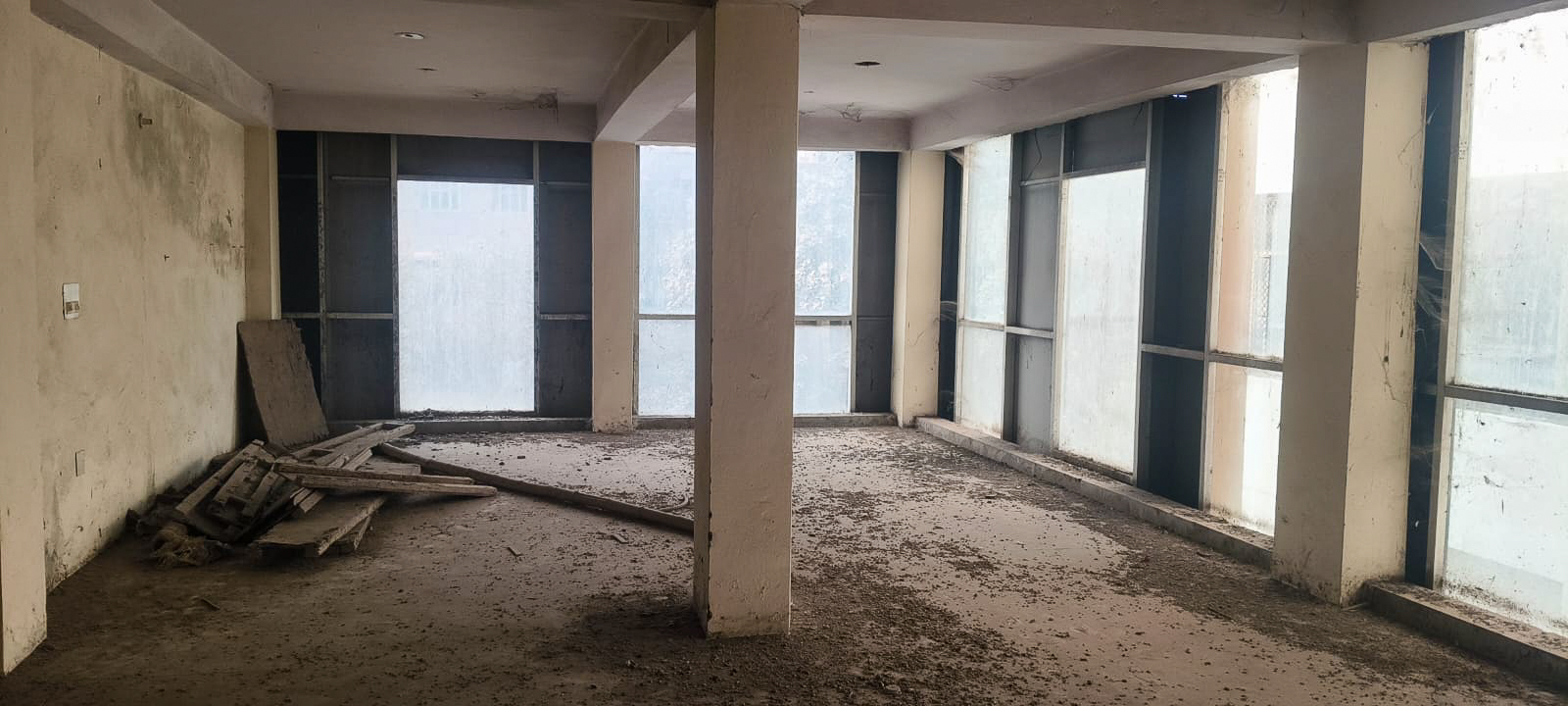 1000 square feet Shops for sale in KAROL BAGH New Delhi — photo 14