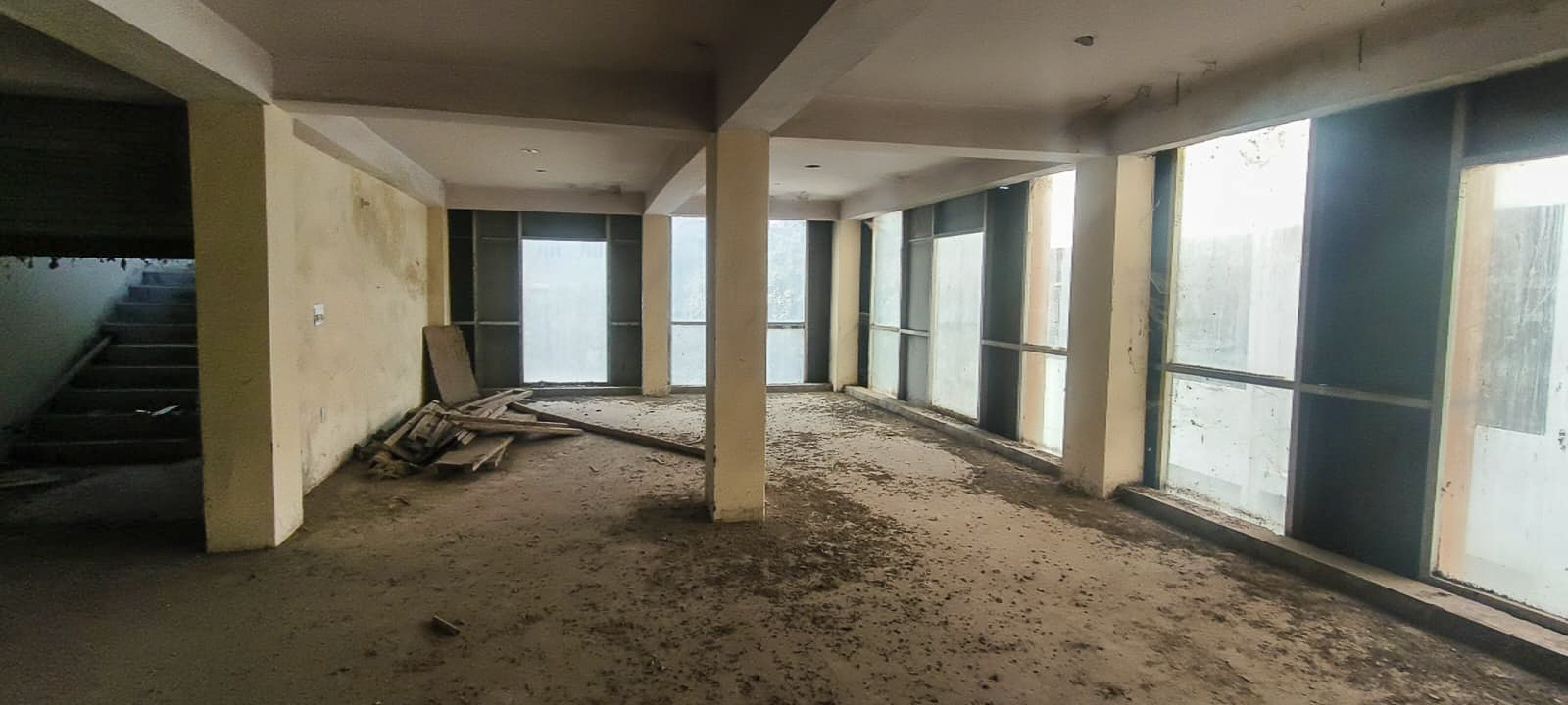 1000 square feet Shops for sale in KAROL BAGH New Delhi — photo 24