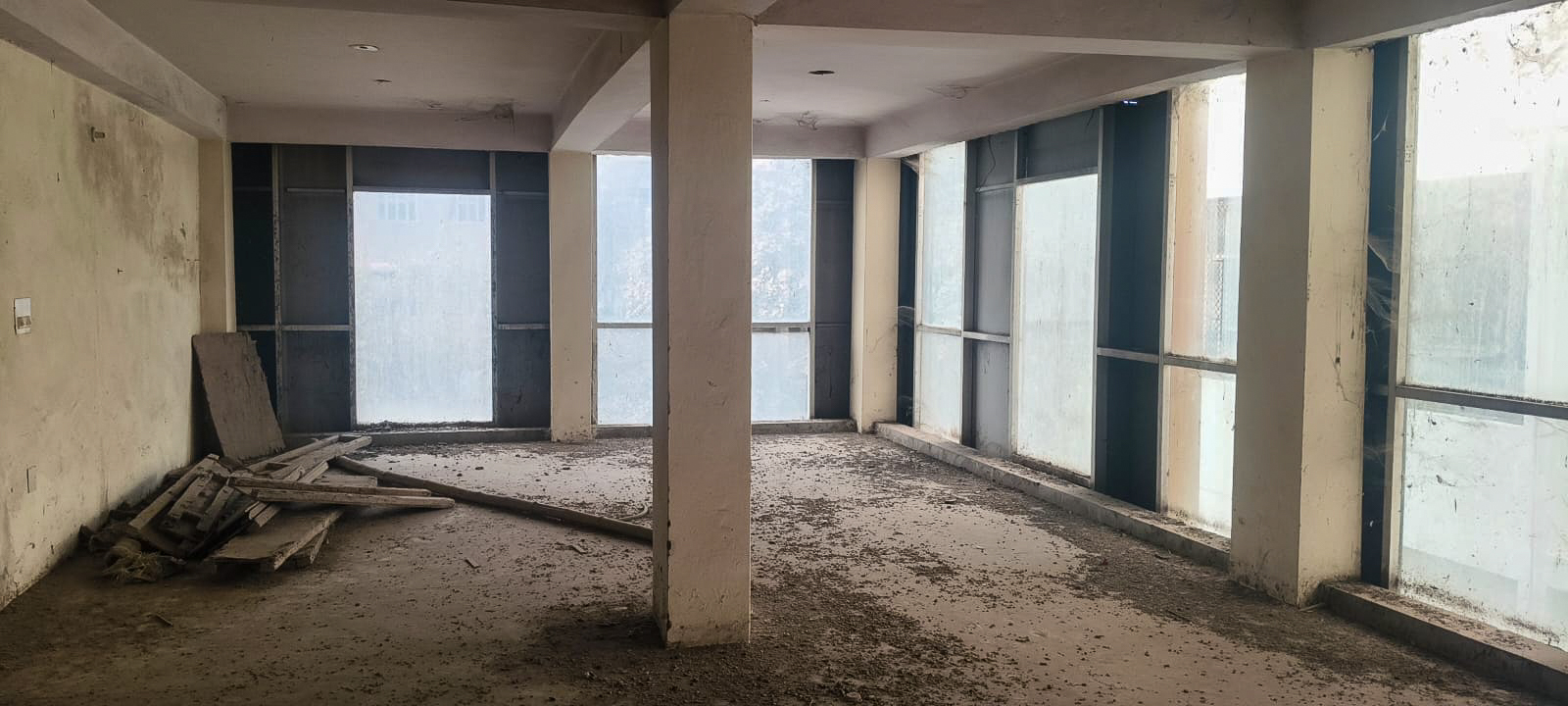 1000 square feet Shops for sale in KAROL BAGH New Delhi — photo 17