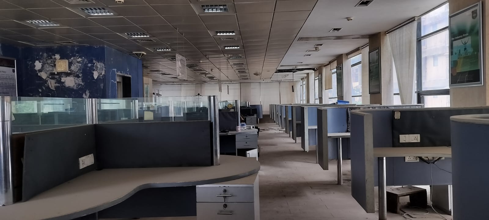 Office for sale in Mumbai — photo 1