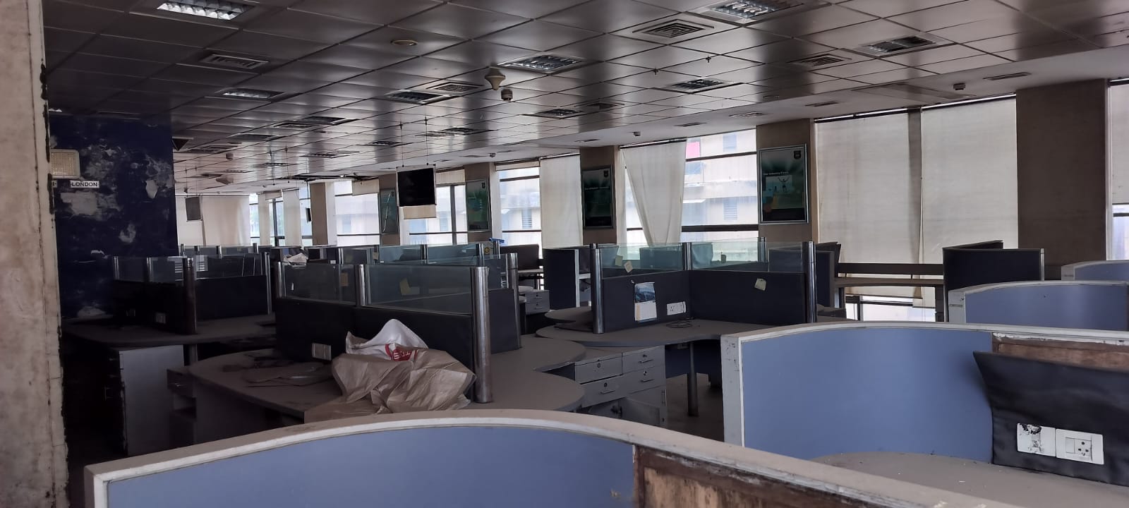Office for sale in Mumbai — photo 18